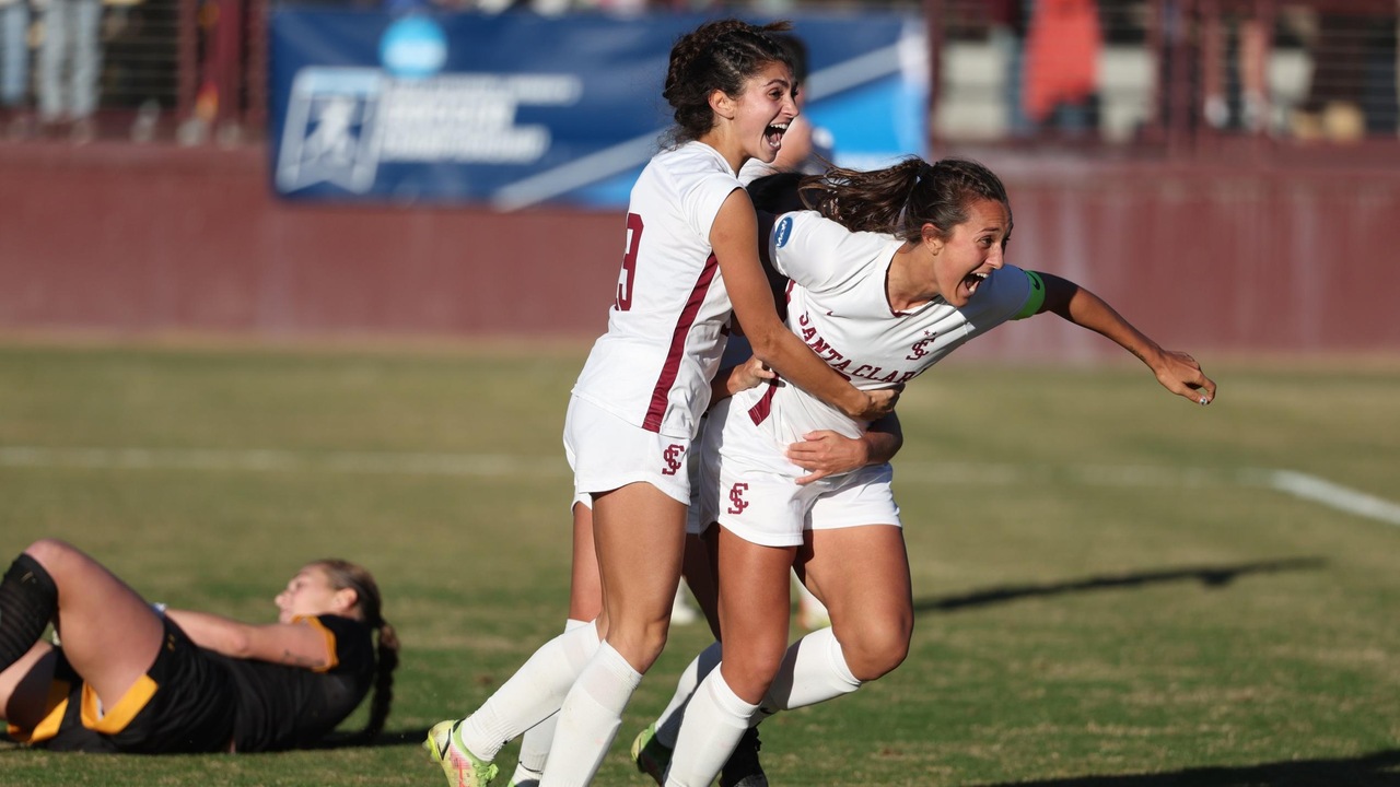 Women's Soccer Wins Thrilling Double Overtime Match Over Cal to Open NCAA Tournament