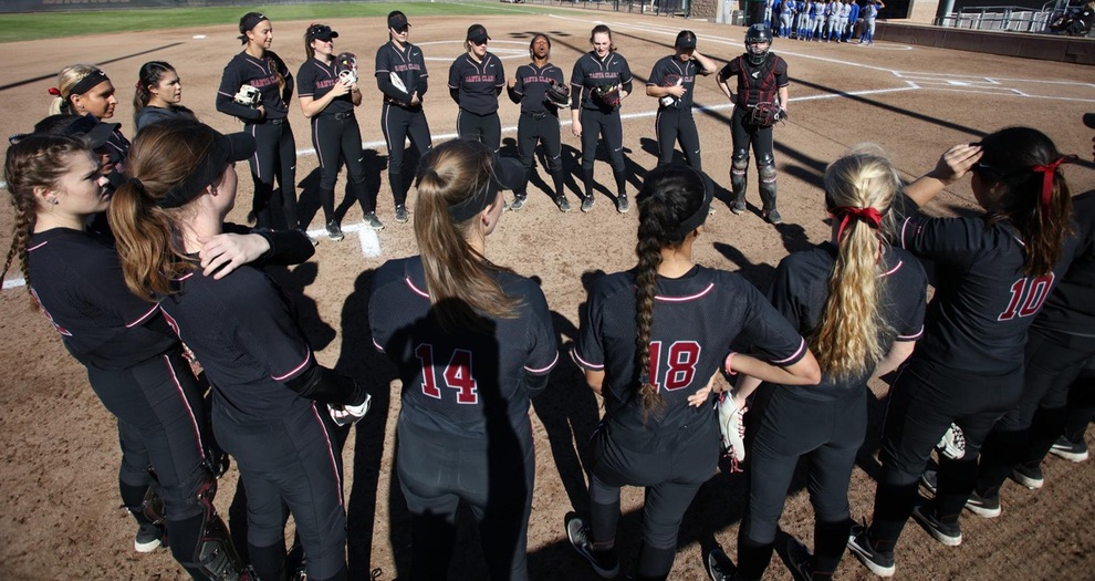 Softball Falls Twice on First Day of Silicon Valley Classic