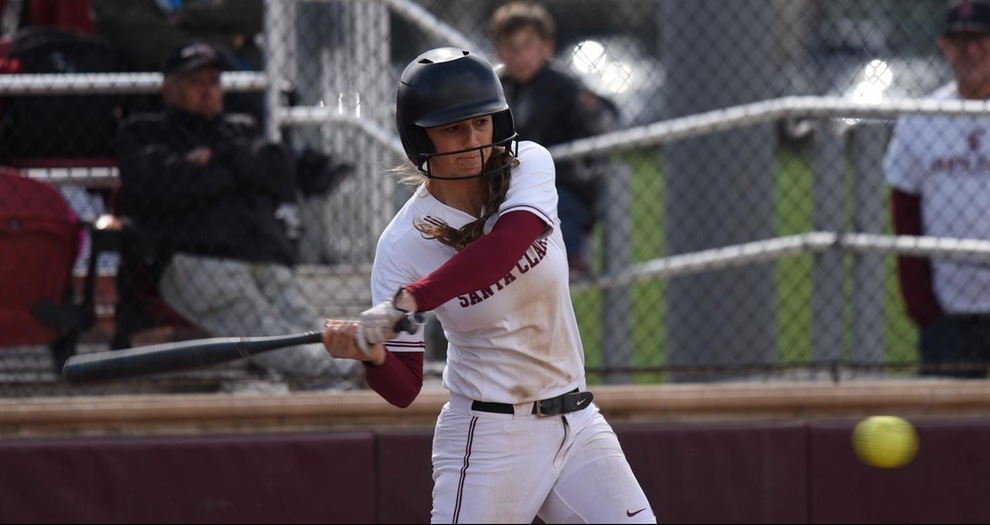 Softball Uses Offensive Explosion, Walk-Off for Saturday Sweep