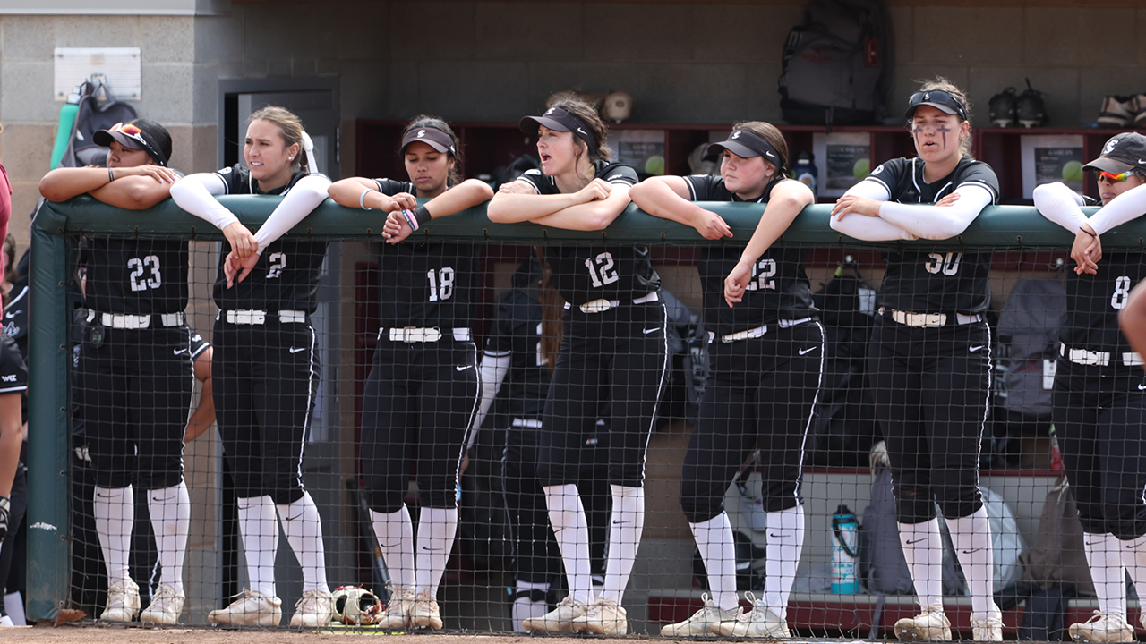 Softball Falls in Series Finale to BYU on Saturday