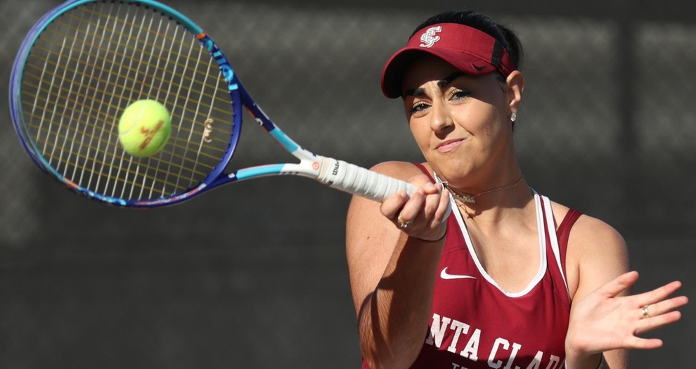 Women's Tennis Rolls Past UC Davis