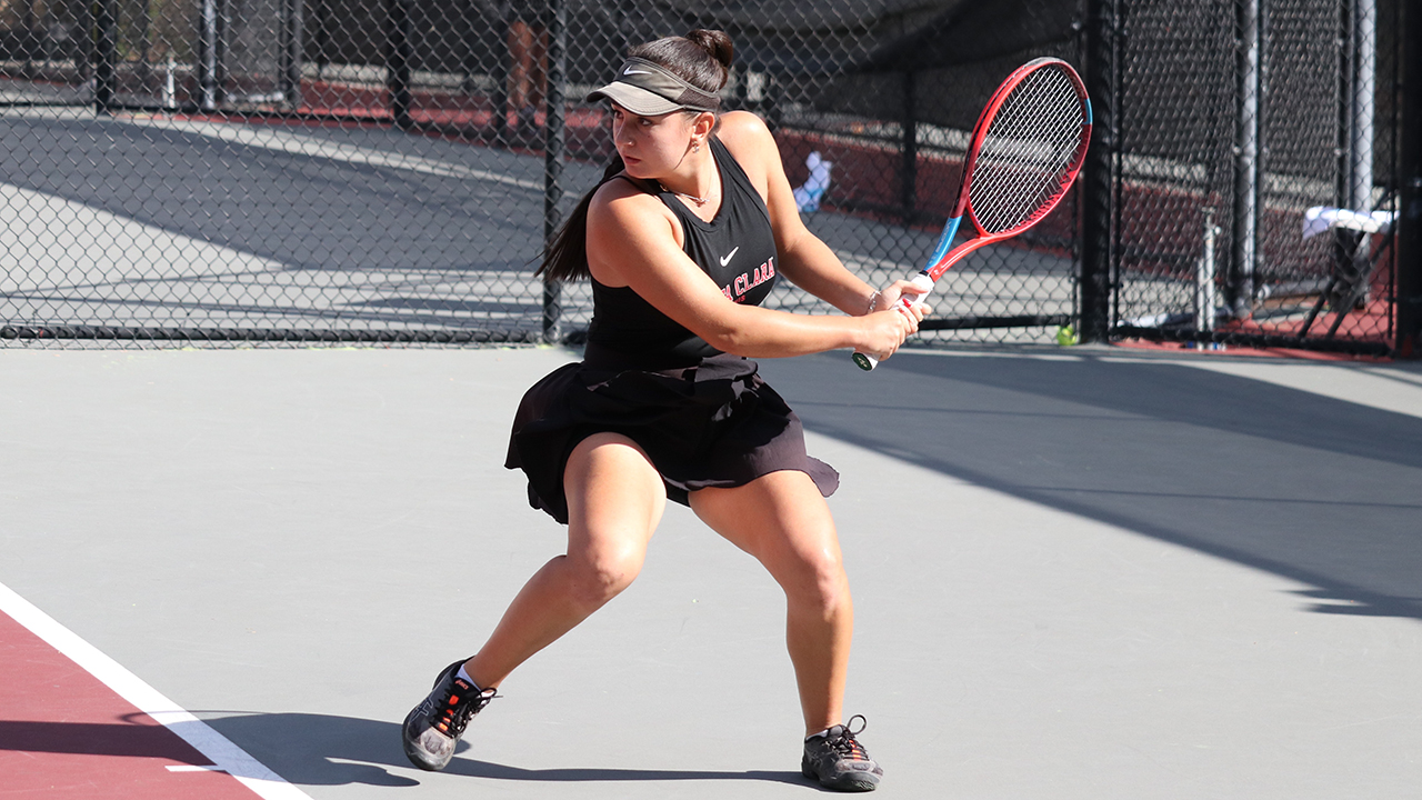 Strong First Day for Women's Tennis at SCU/SJSU Hidden Dual Tournament