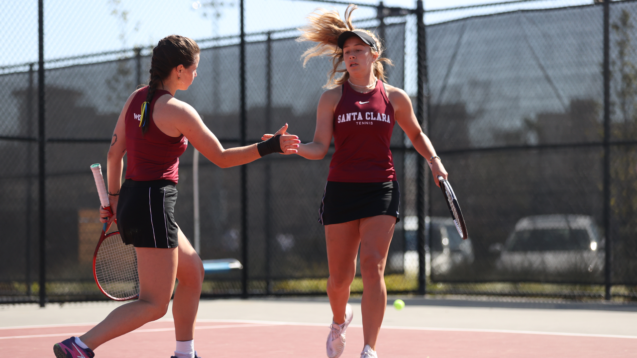 Women's Tennis Rolls Past New Mexico 6-1 on Saturday