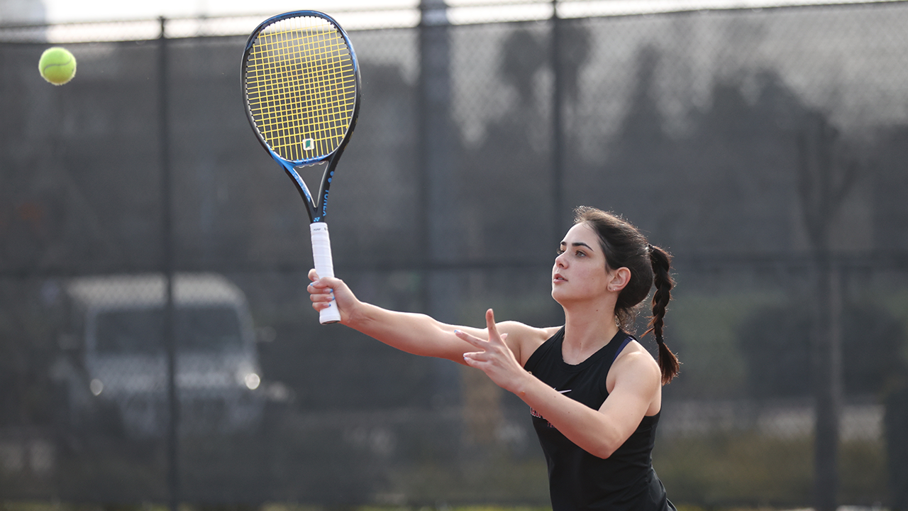 Women's Tennis Face Seattle & Cal Poly on Monday and Tuesday