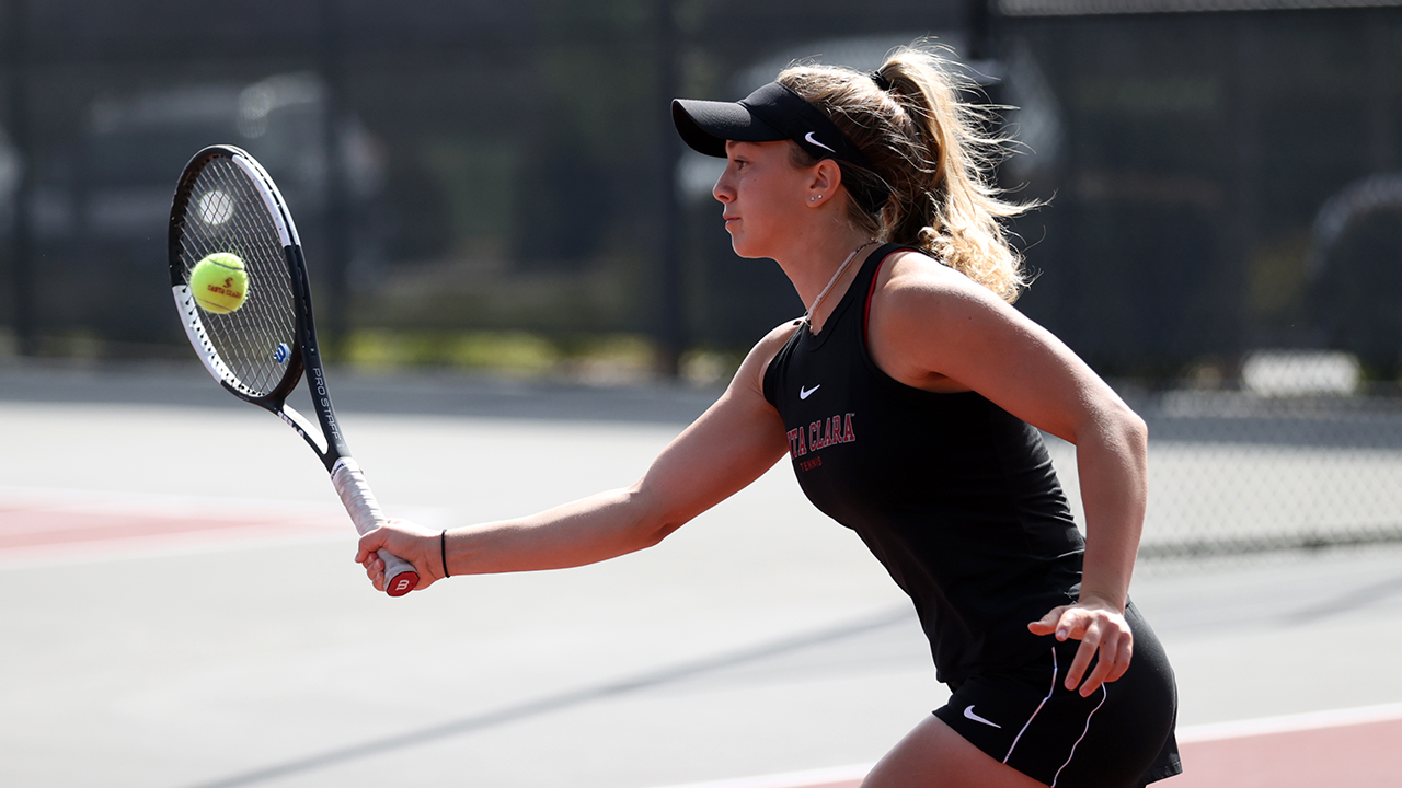 Women’s Tennis Falls to UC Davis on Saturday