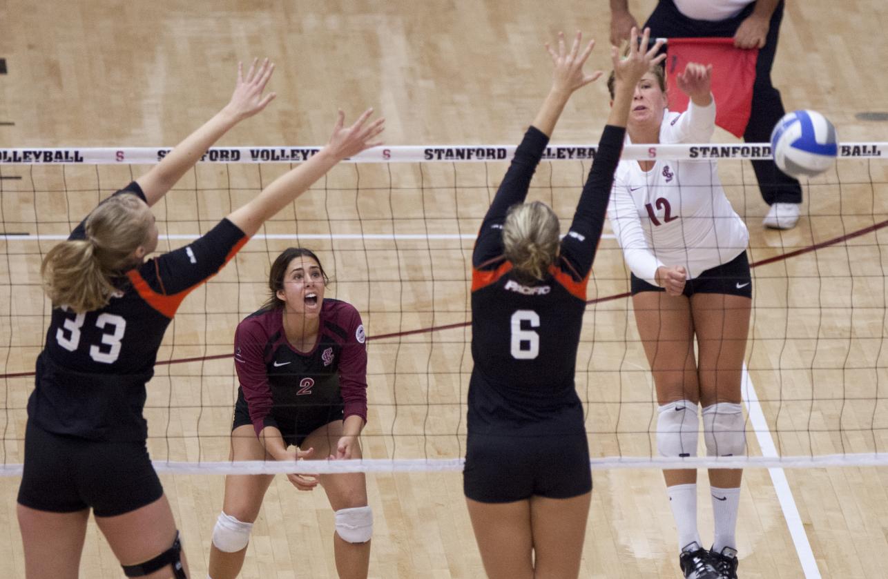 Volleyball Travels South This Weekend To Play At LMU and At No. 24 Pepperdine