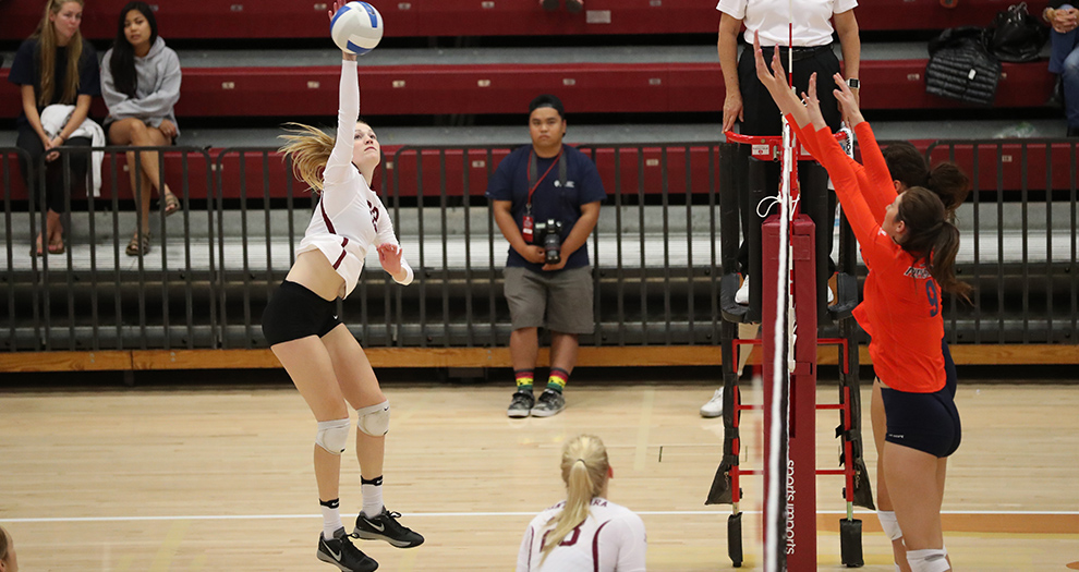 Volleyball Plays Three Close Sets in Loss at Saint Mary's