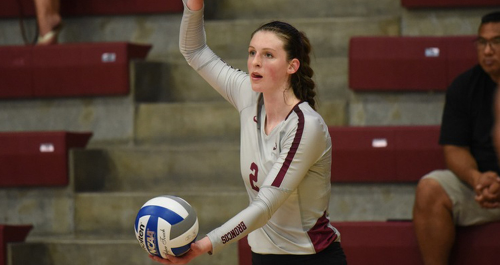 Julia Sangiacomo posted a career-high 22 kills in Santa Clara's second match of the day against Denver on Friday.