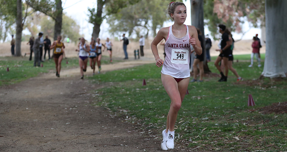 Janie Nabholz vaulted herself to second place on the program's all-time 6k list with a 20:35.0 on Saturday morning.