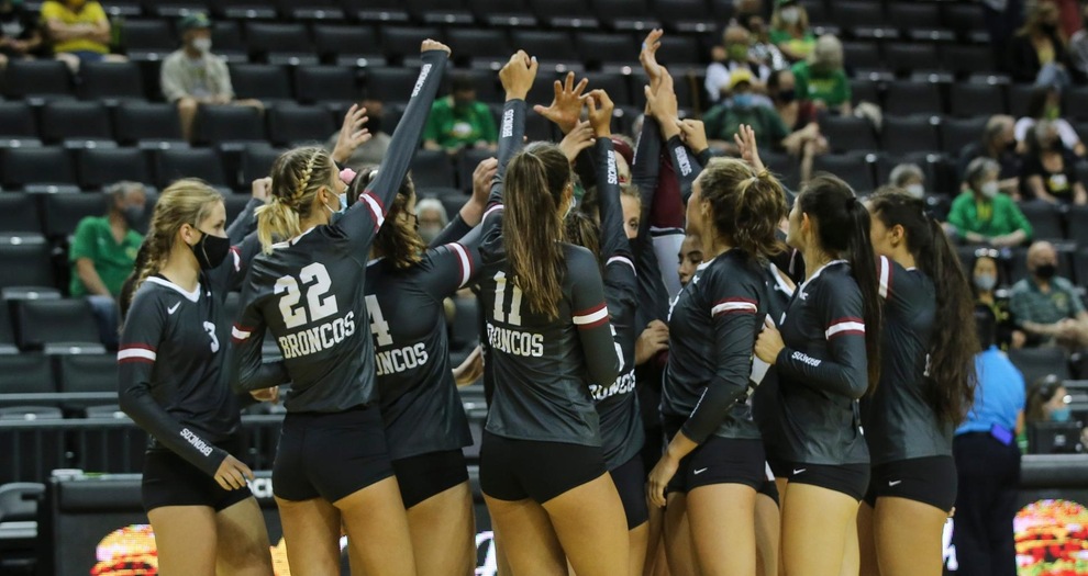 Volleyball Knocks Off Nationally-Ranked South Carolina