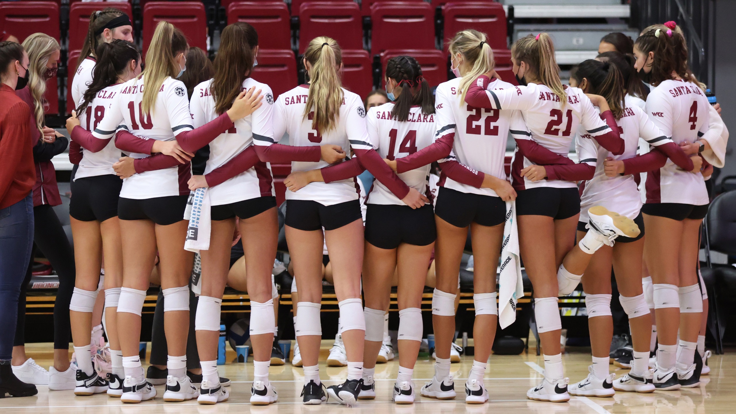 The Santa Clara volleyball team dropped two matches Saturday on the final day of the Classic City Clash in Athens, Ga.