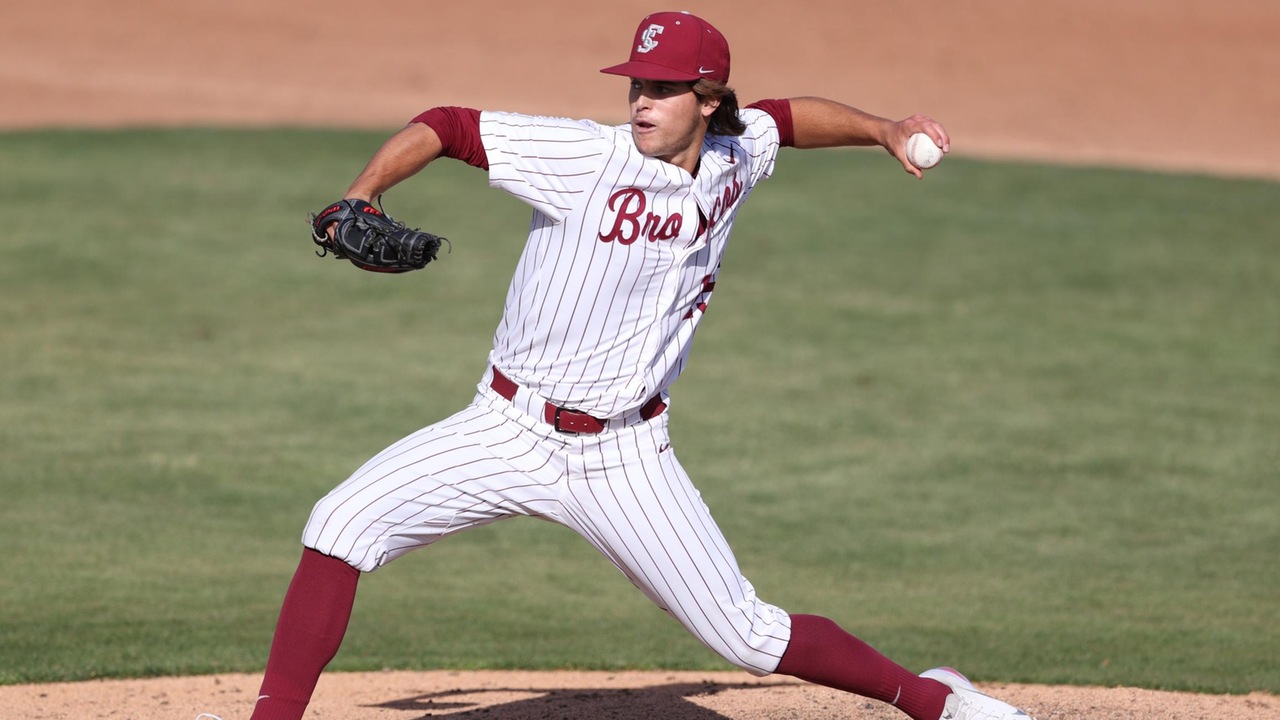 Baseball Travels to Stanford for First Midweek Contest