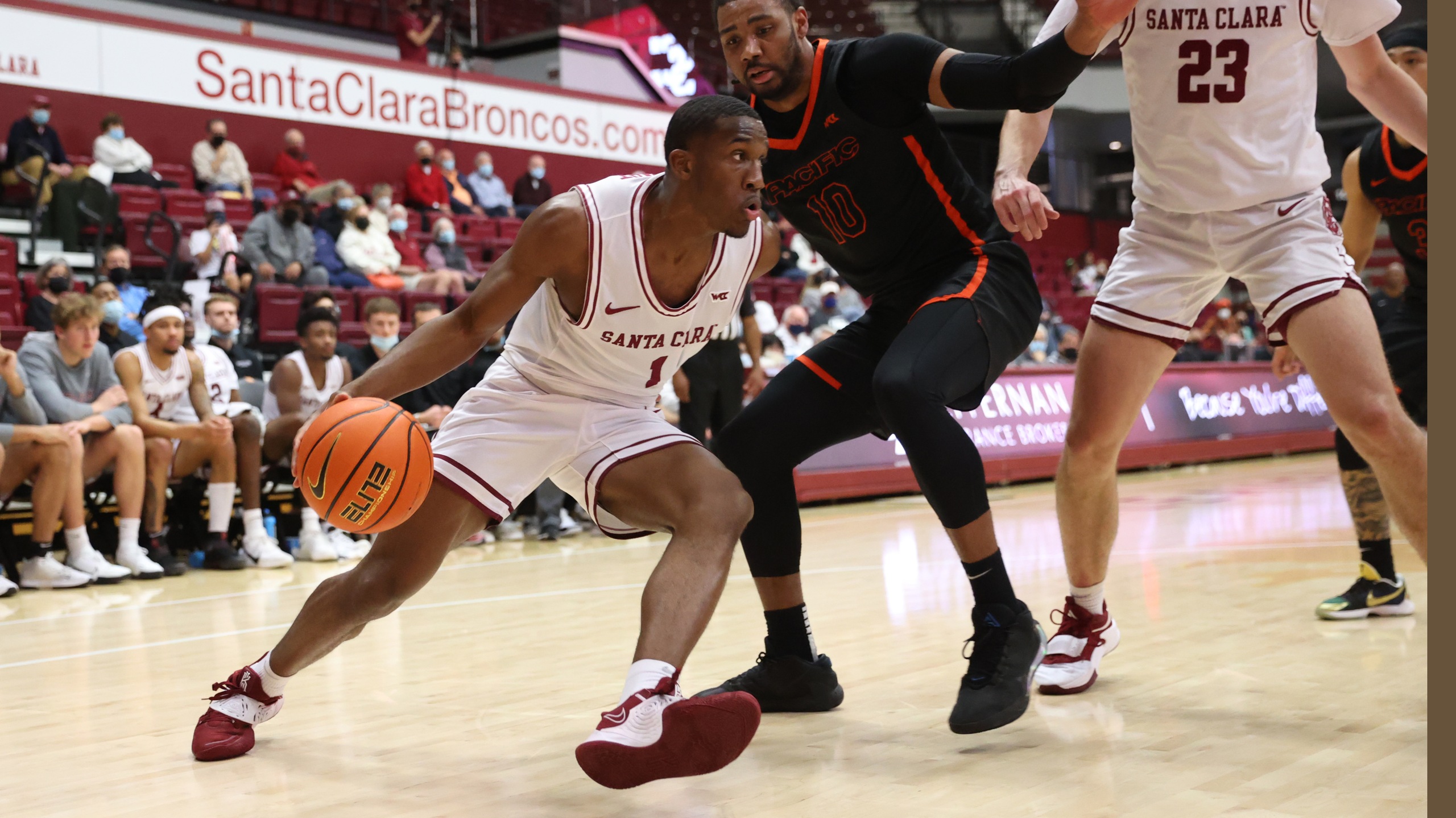 Big Second Half Propels Men's Basketball To 81-59 Victory Over Pacific
