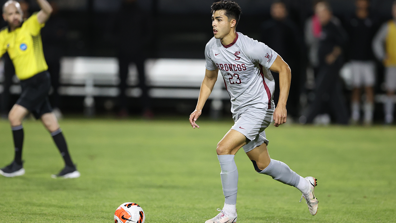 No. 16 Men’s Soccer Finishes WCC Play Undefeated with Draw at LMU