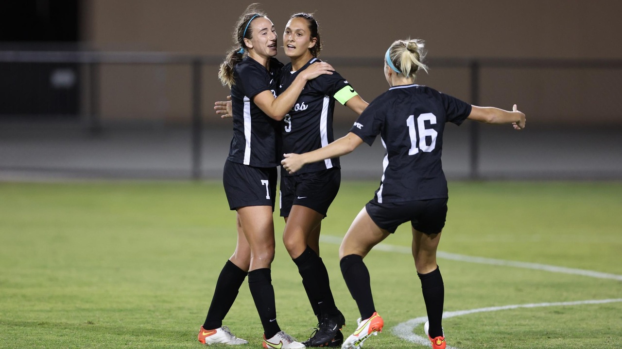 D'Aquila's Historic Night Leads Women's Soccer to Blowout of San Francisco